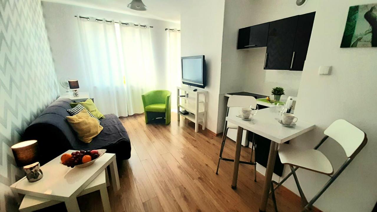 Apartament Z Balkonem I Bezplatnym Parkingiem Gdansk Exterior photo