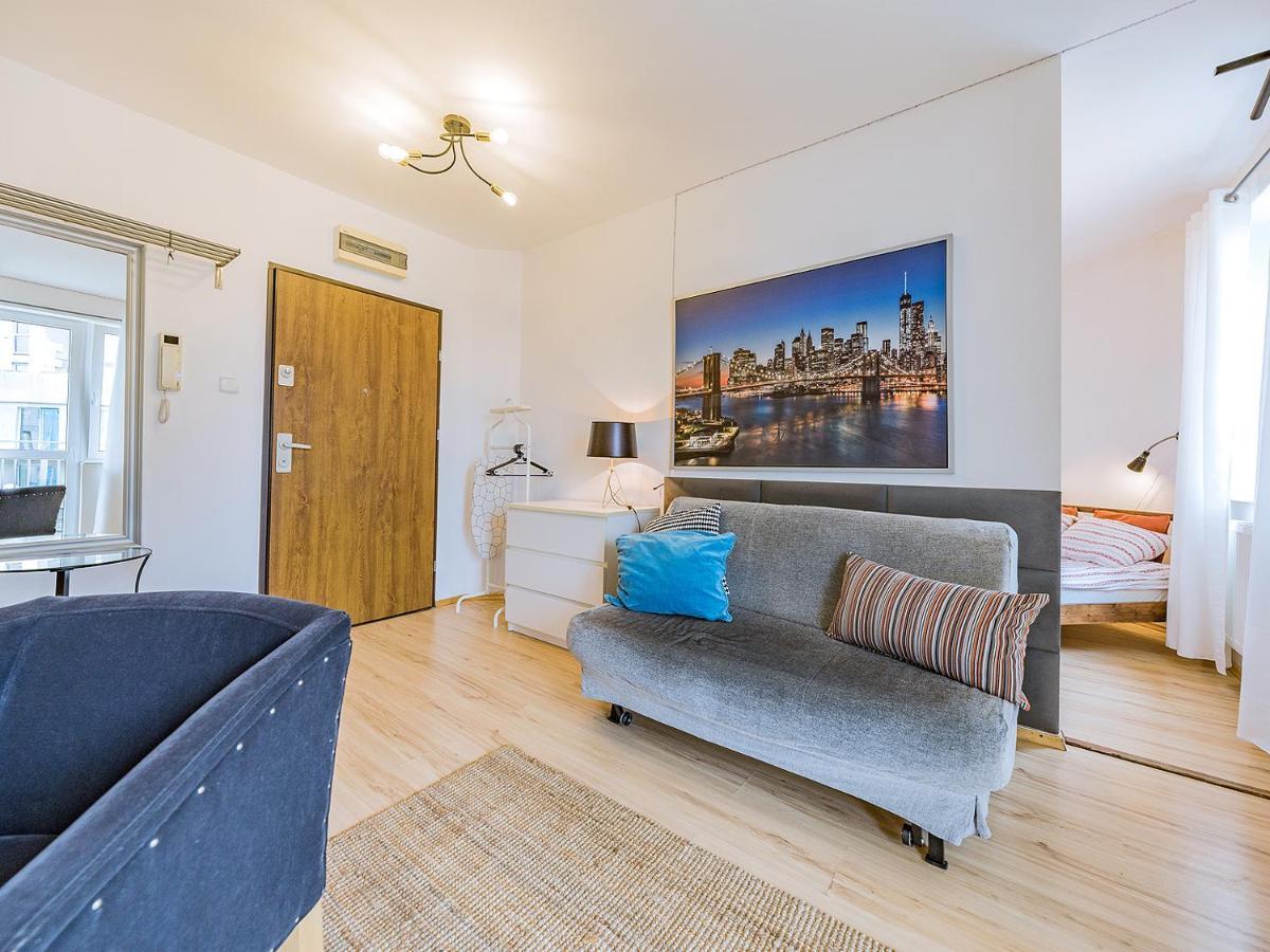 Apartament Z Balkonem I Bezplatnym Parkingiem Gdansk Exterior photo